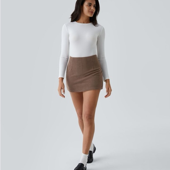 Halara High Waisted 2-in-1 A Line Mini Corduroy ACORN Medium Casual Skirt - Picture 8 of 11